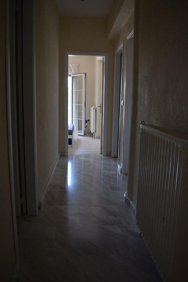 Villa Close To The Beach 奥马斯帕纳吉亚斯 外观 照片