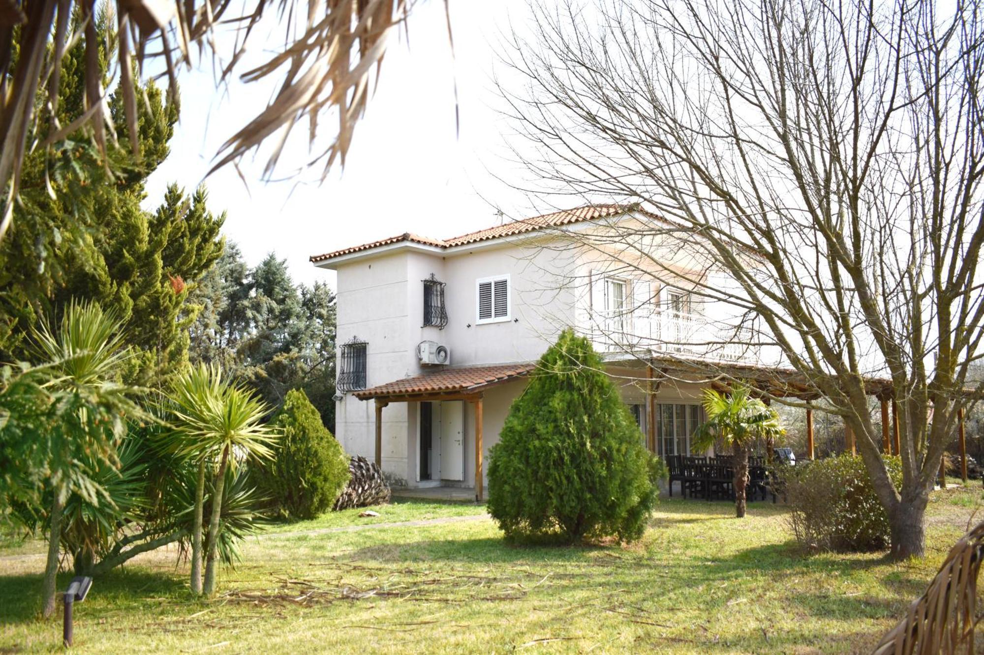 Villa Close To The Beach 奥马斯帕纳吉亚斯 外观 照片
